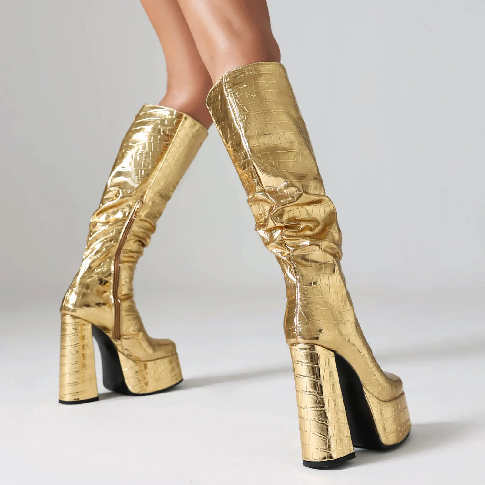Shiny Silver Women Pleated Pla - Winter Clothing Material ulasan dan harga